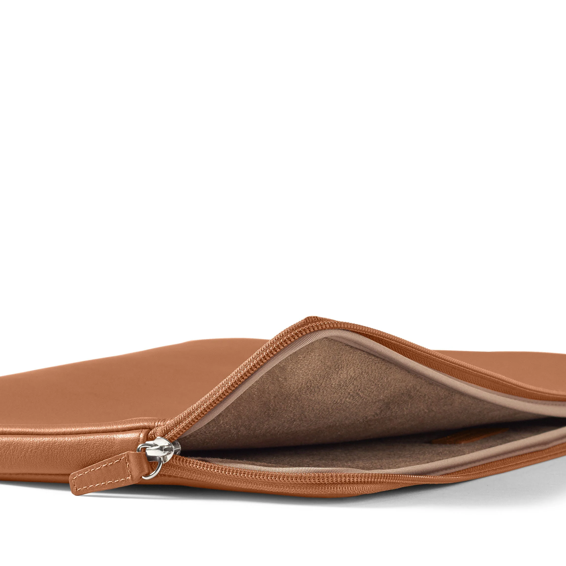 15/16 Inch Slim Laptop Sleeve Cognac - Image 4