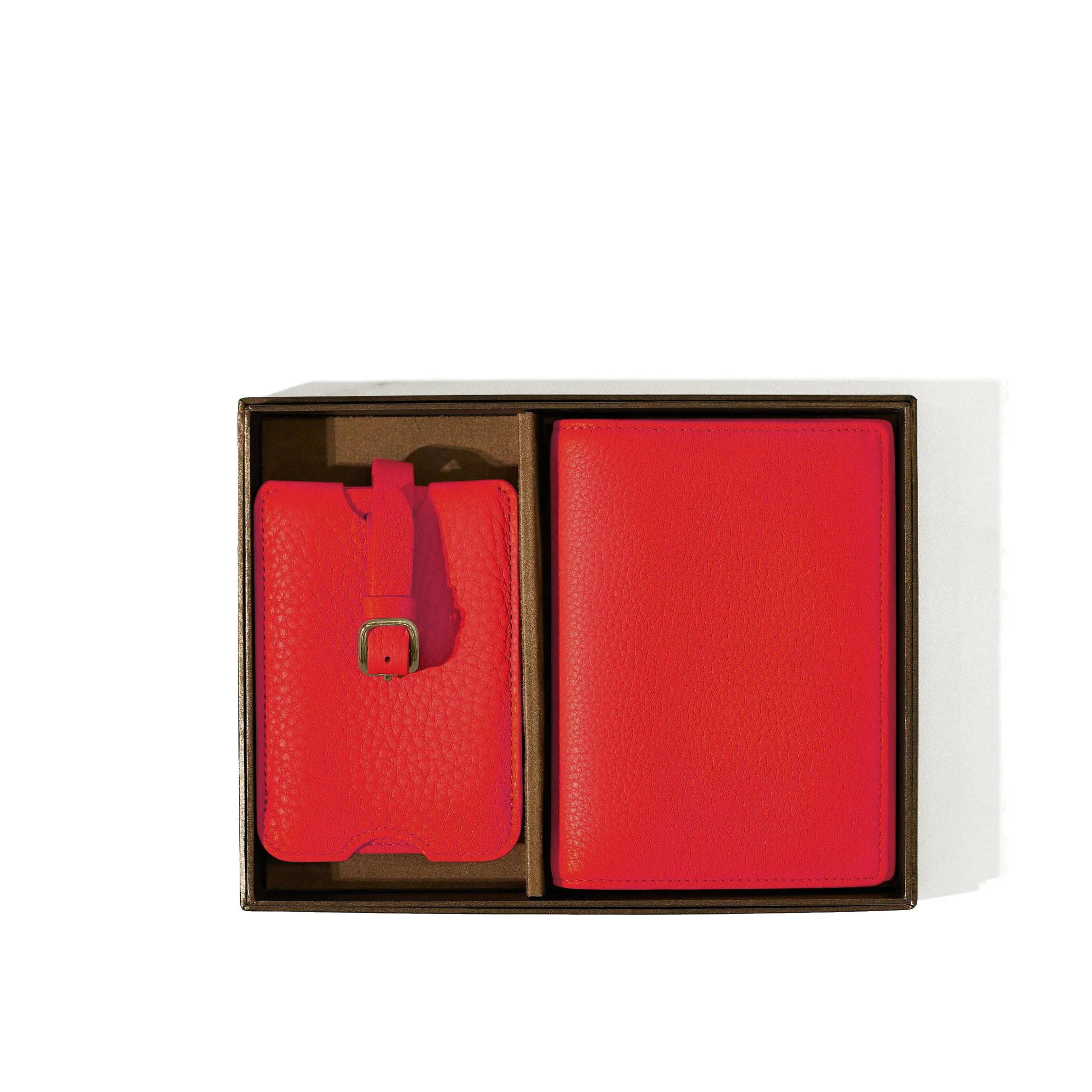 Deluxe Passport Cover + Luggage Tag Set Buoy Red - Image 5