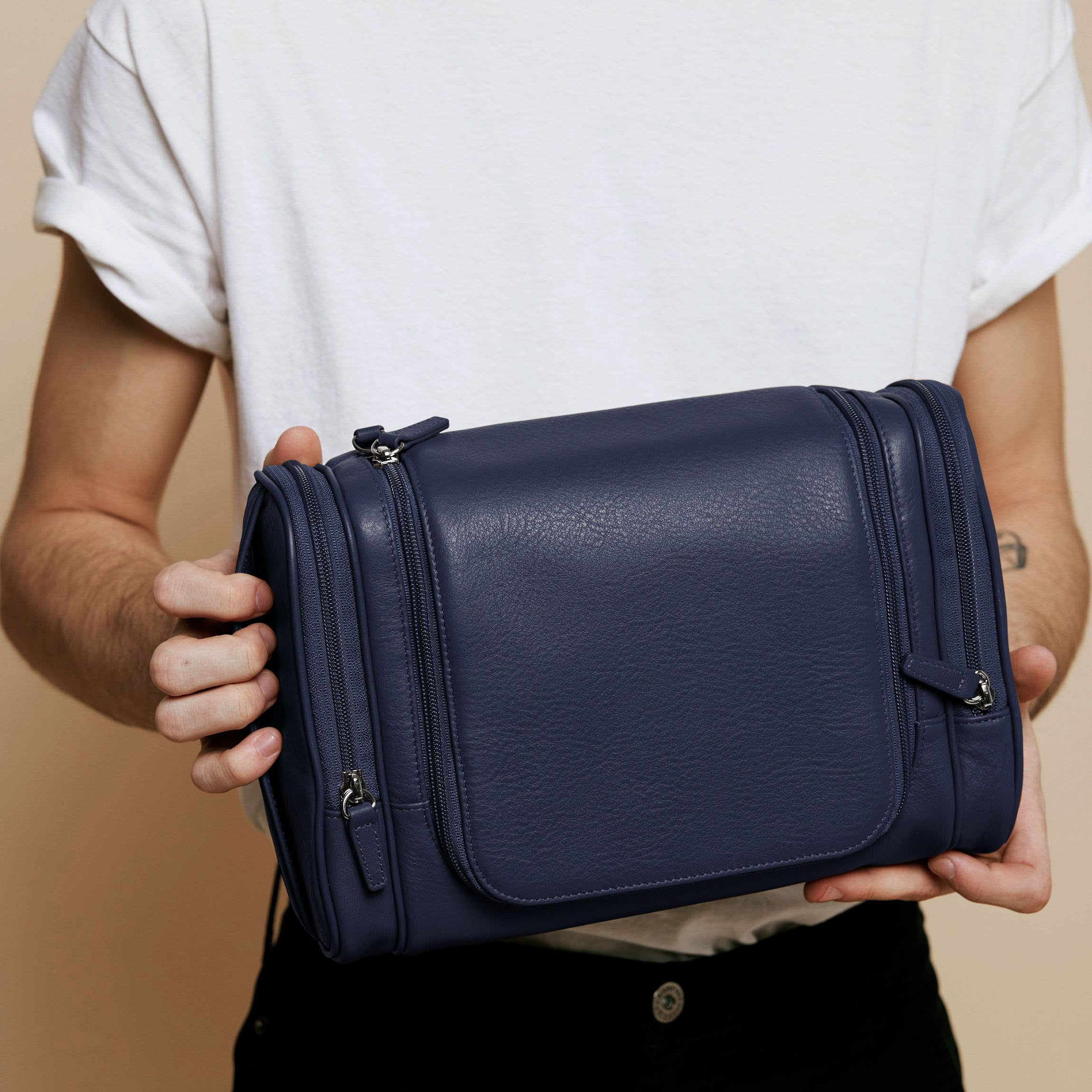 Hanging Toiletry Kit Navy Blue - Image 3