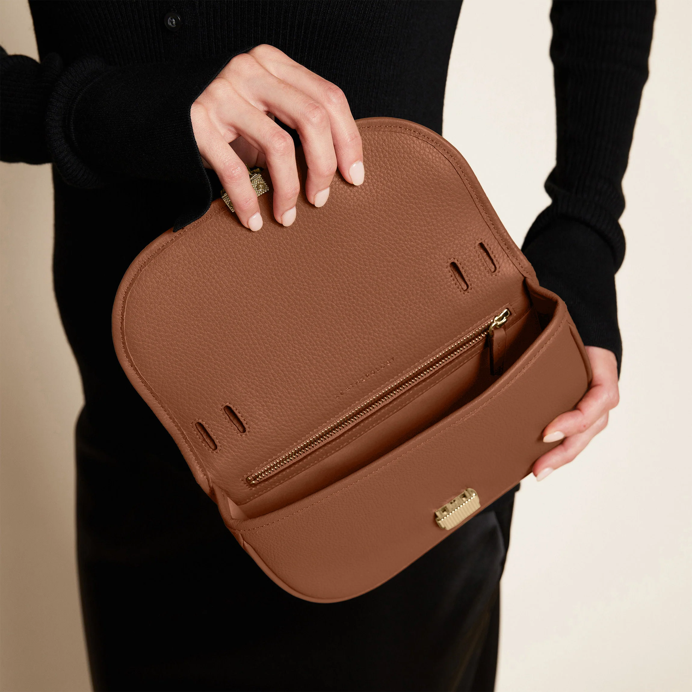 Katy Small Saddle Crossbody Saddle Brown - Image 3