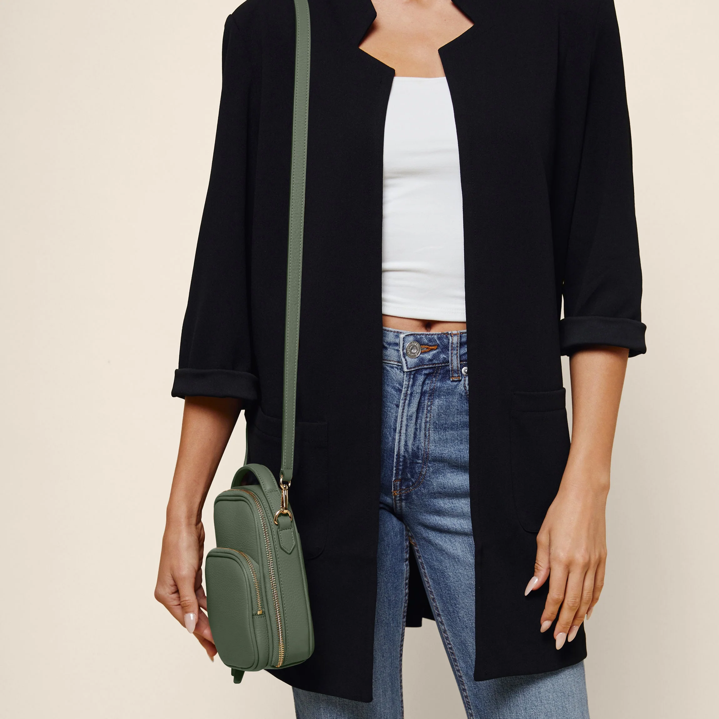 Meadow Small Sling Bag Moss - Image 3