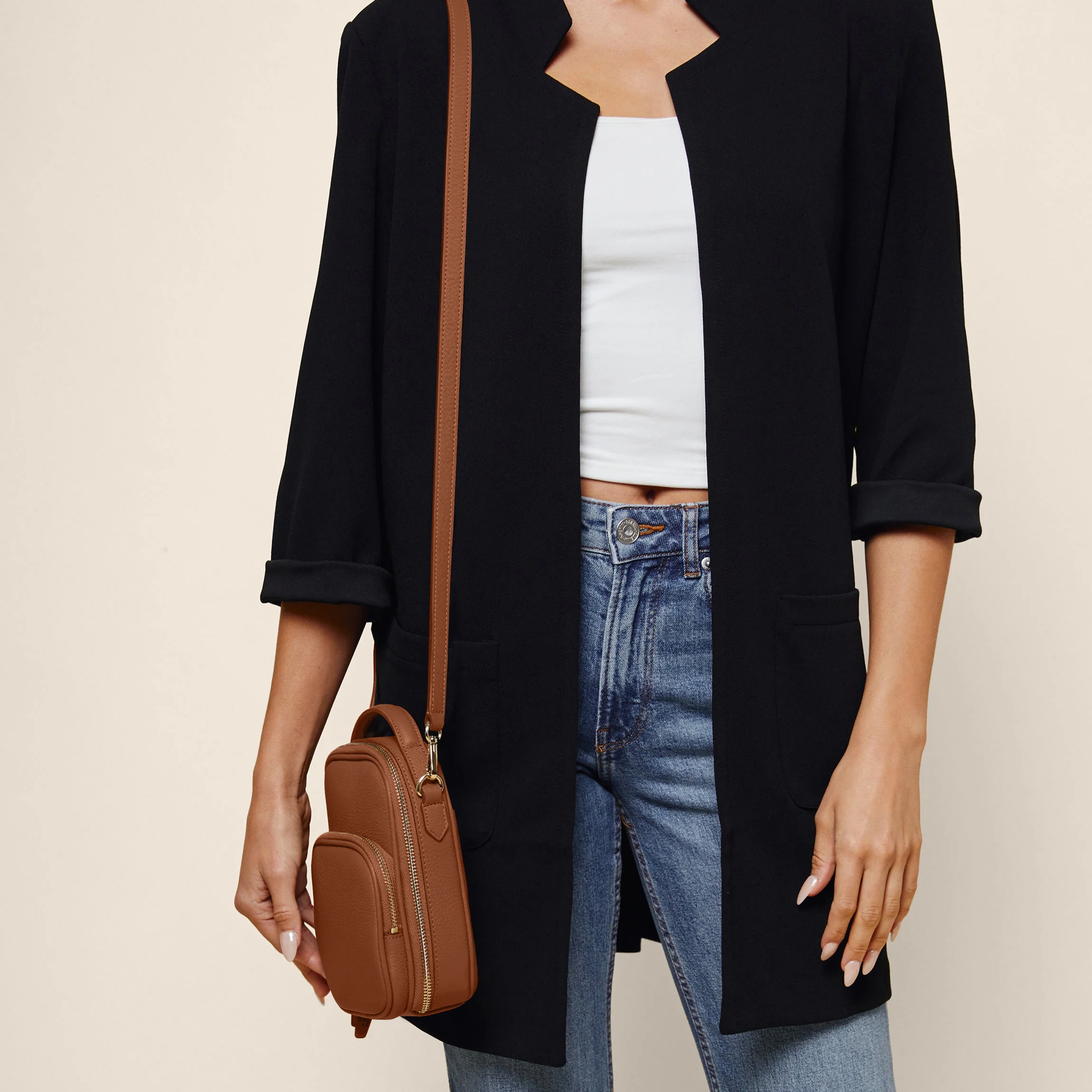 Meadow Small Sling Bag Saddle Brown - Image 3