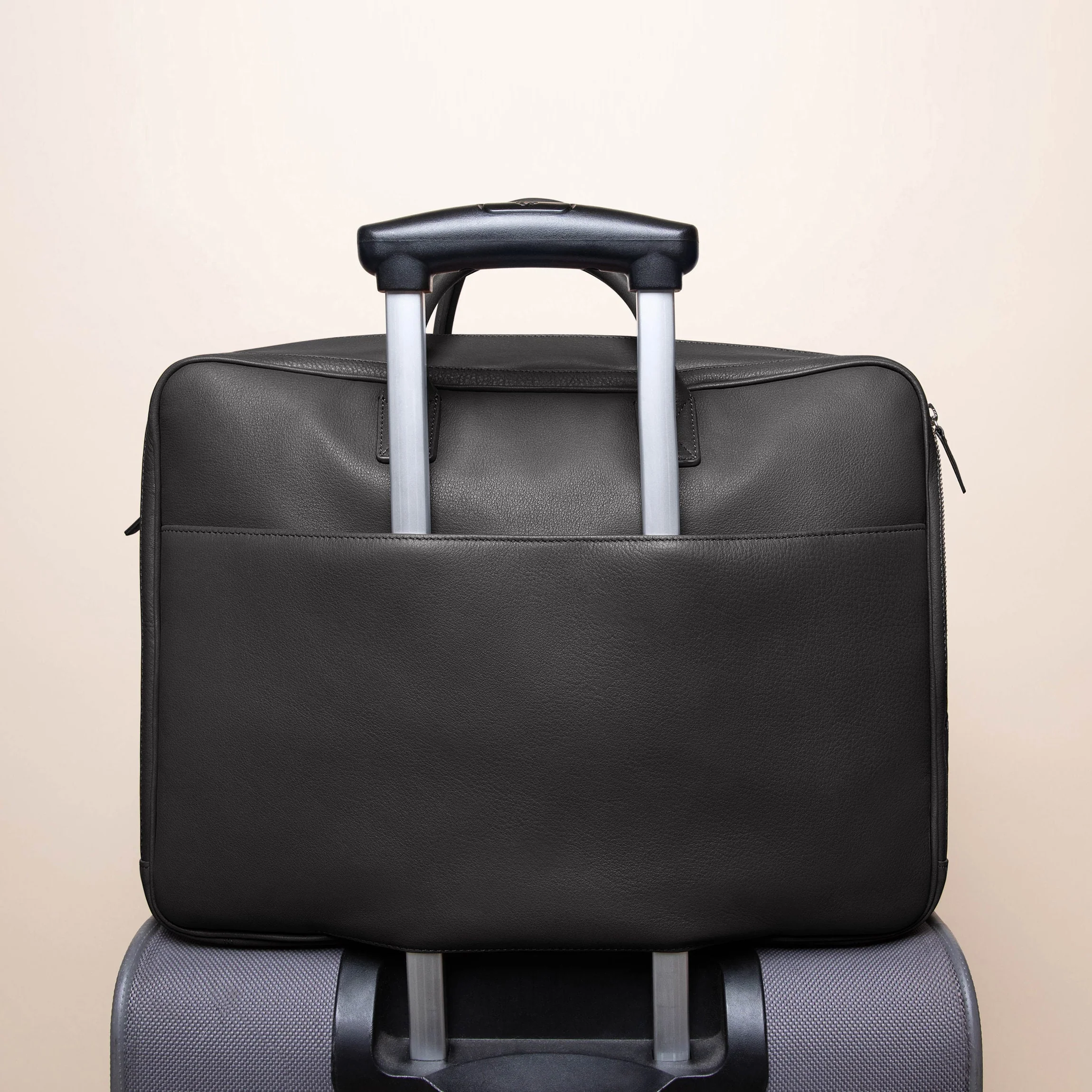 Warren Large Brief Bag Black Onyx - Image 8